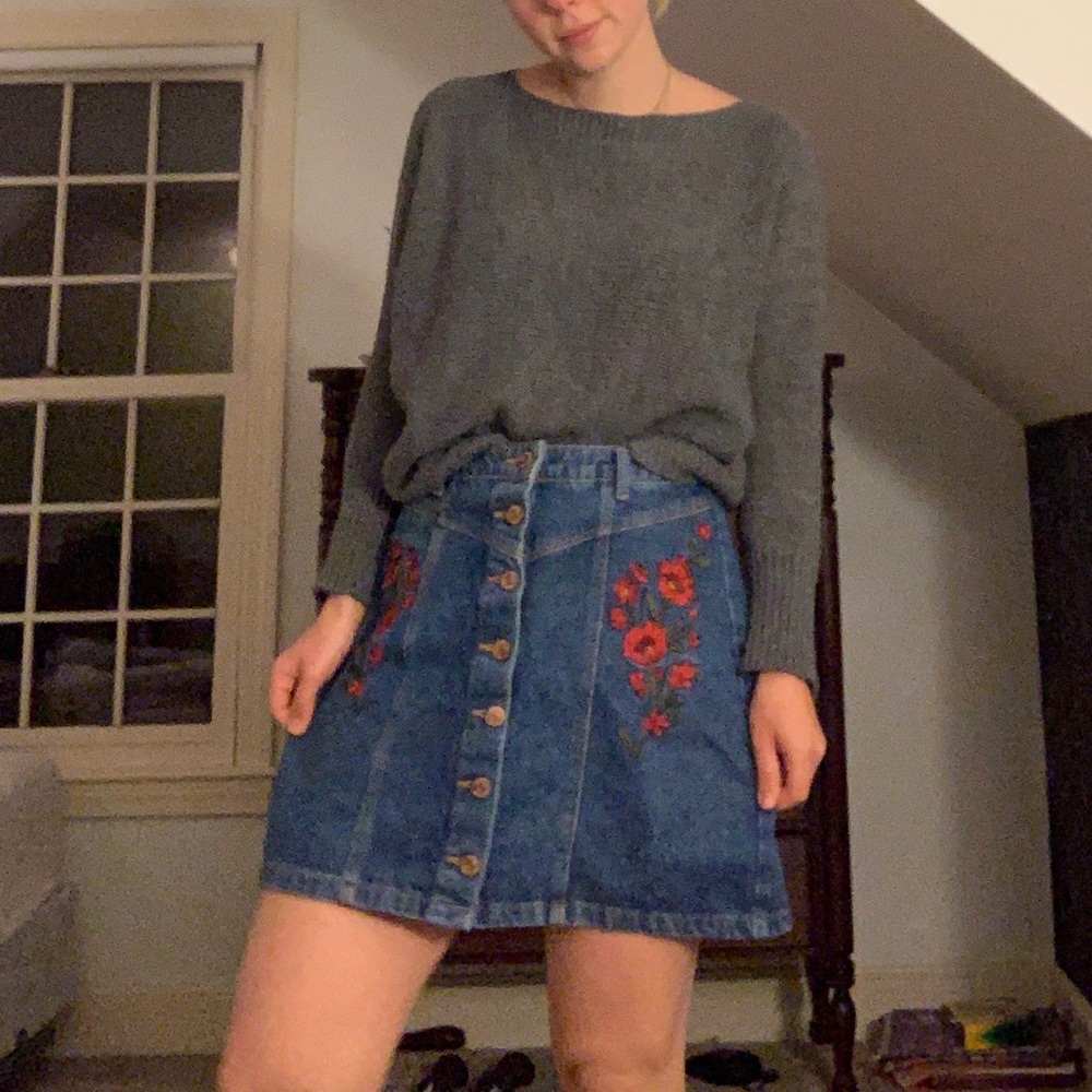Sweater and skirt bundle